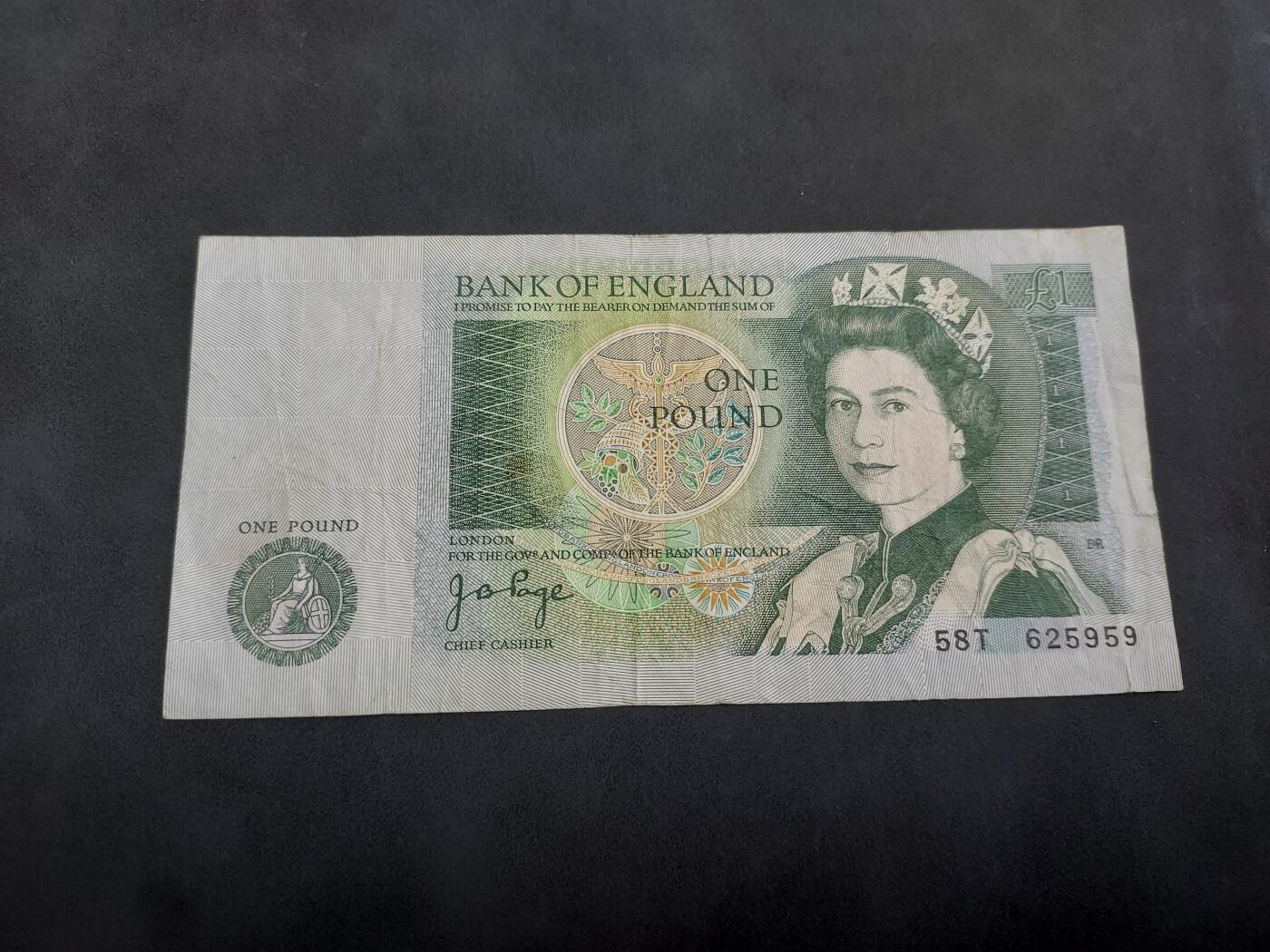 博彦收藏 5月7日 8点钱币专场 英国旧版1镑 流通品