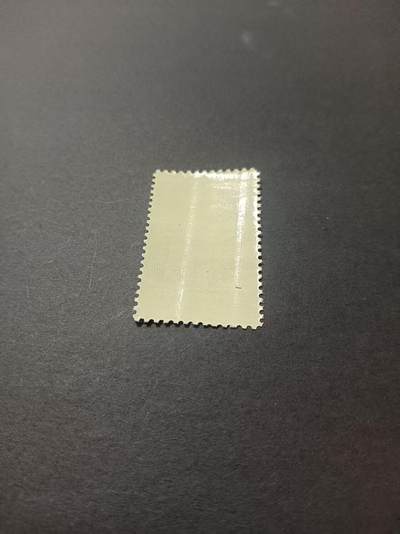 0拍押金0邮     美国上世纪60年代单枚套票 1965.5.13 ，哀悼英国政治家、二战领袖温斯顿S·丘吉尔哀悼，纪念邮票，单枚成套，全新