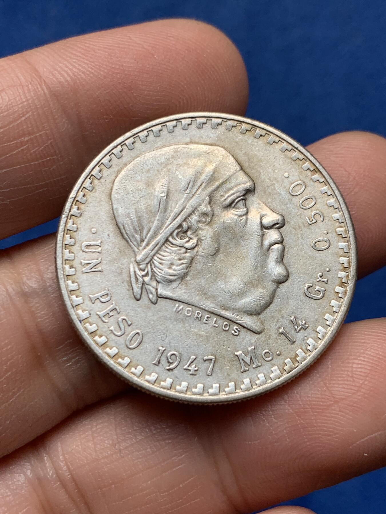 《竞宝斋》第377场 周日，周一 2场连拍 （全场包邮） 两枚一组 墨西哥1947年1比索银币