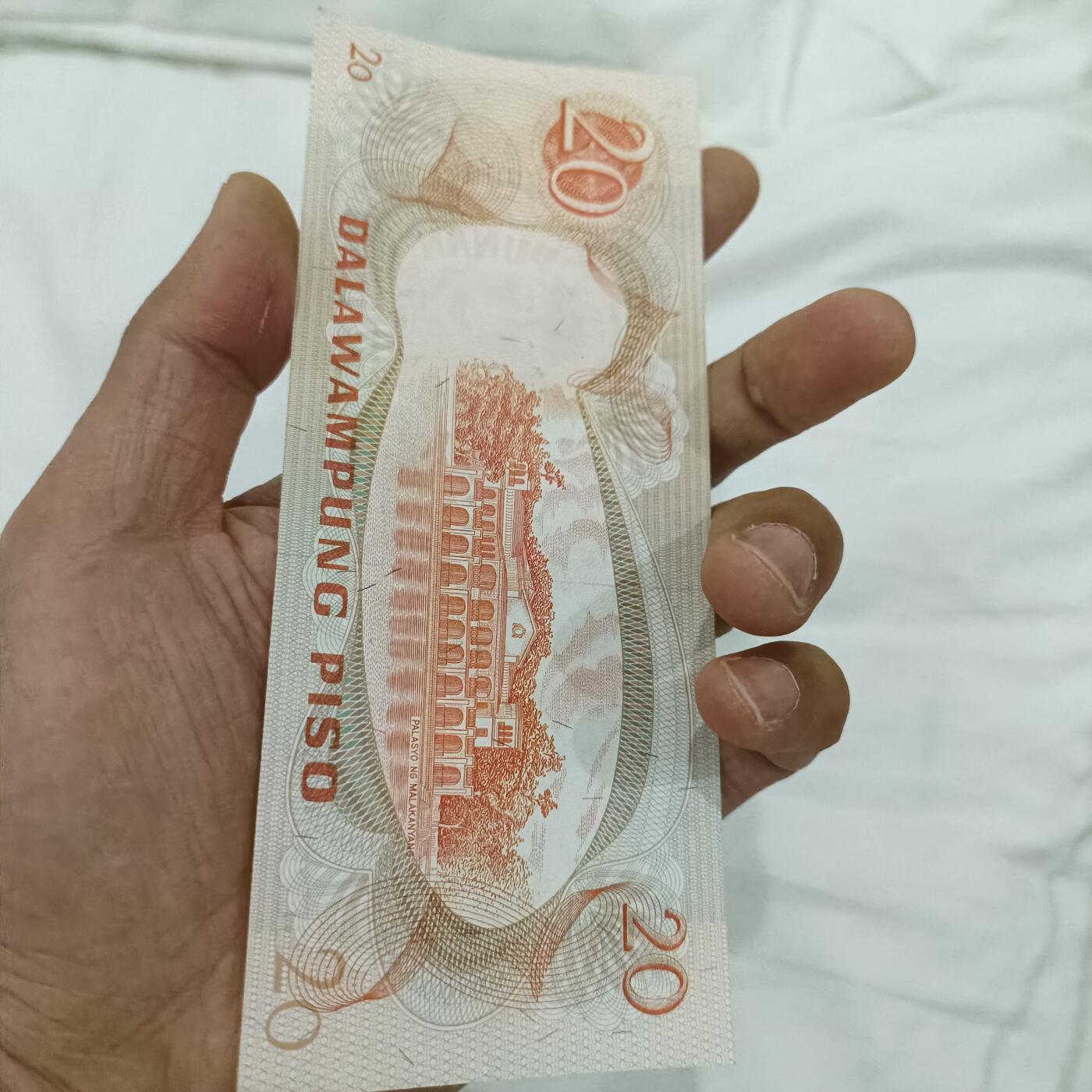 泡泡币外币第二十七场可代拍15038385335微信