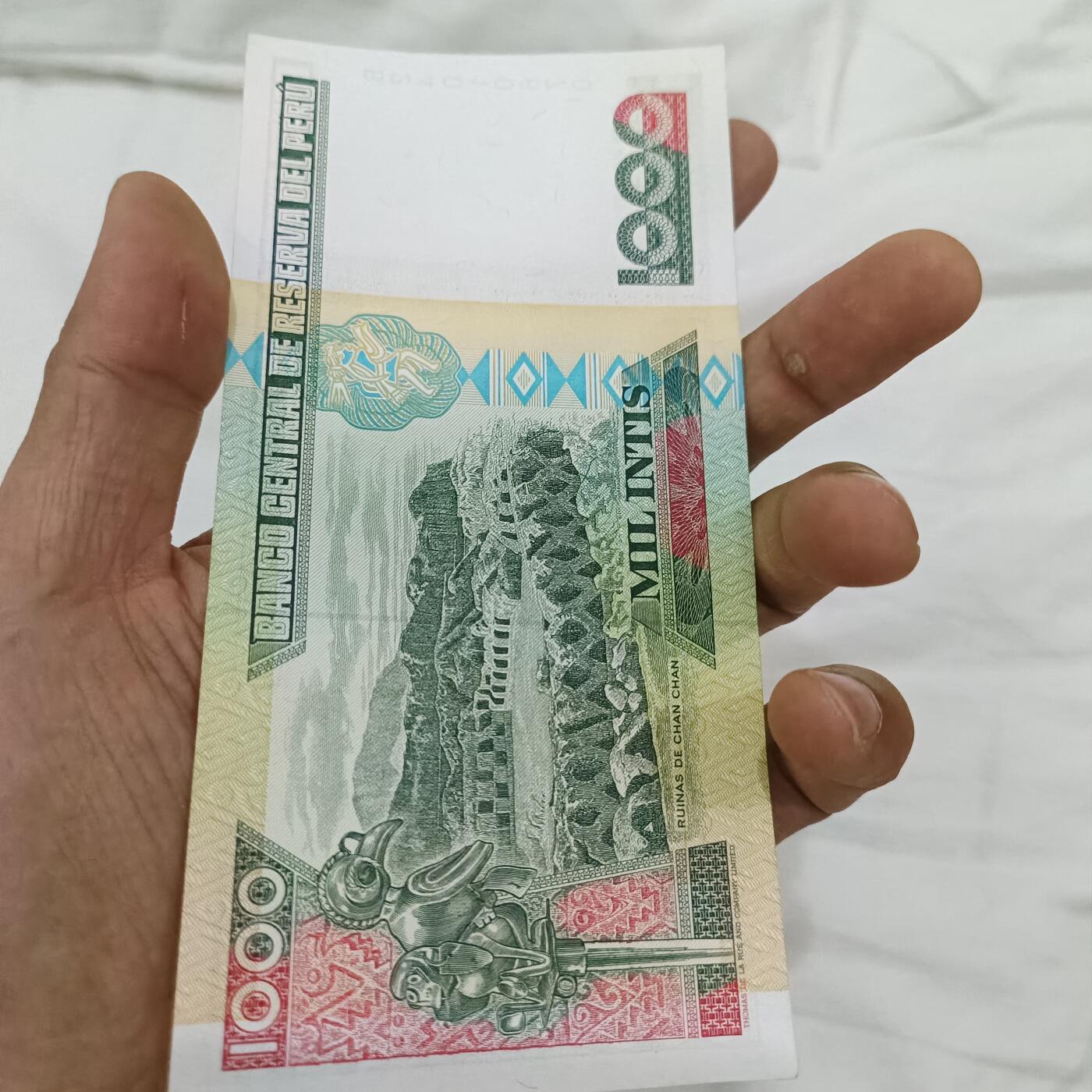 泡泡币外币第二十七场可代拍15038385335微信 秘鲁