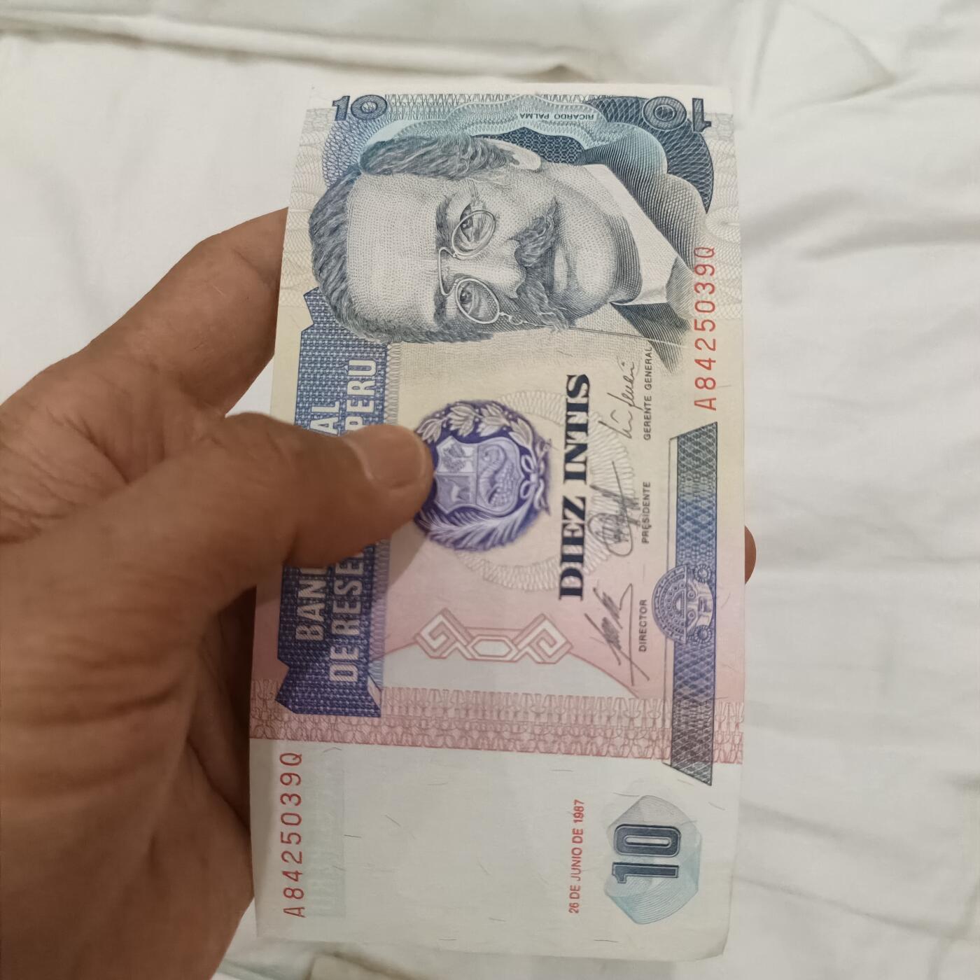 泡泡币外币第二十七场可代拍15038385335微信 秘鲁