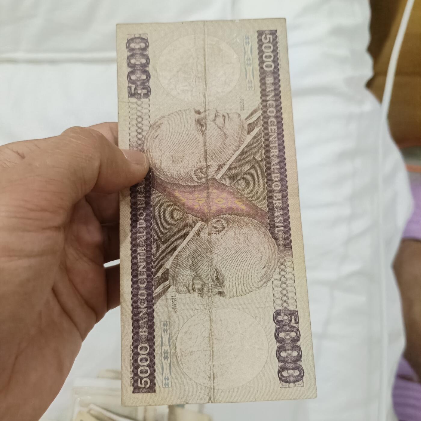 泡泡币外币第二十七场可代拍15038385335微信 巴西