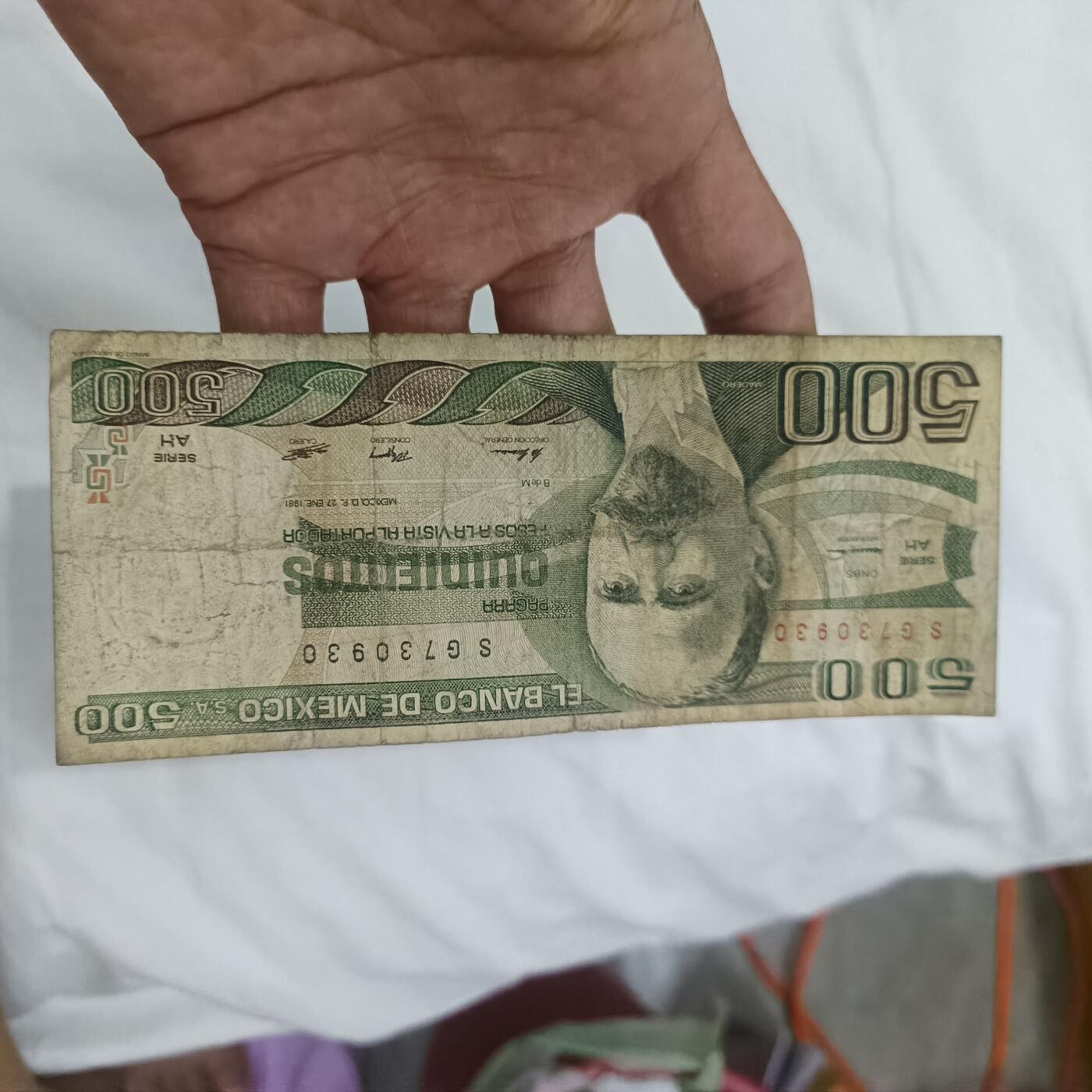 泡泡币外币第二十六场可代拍15038385335微信 墨西哥500