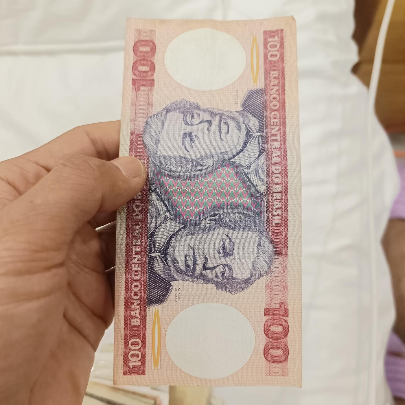 泡泡币外币第二十七场可代拍15038385335微信