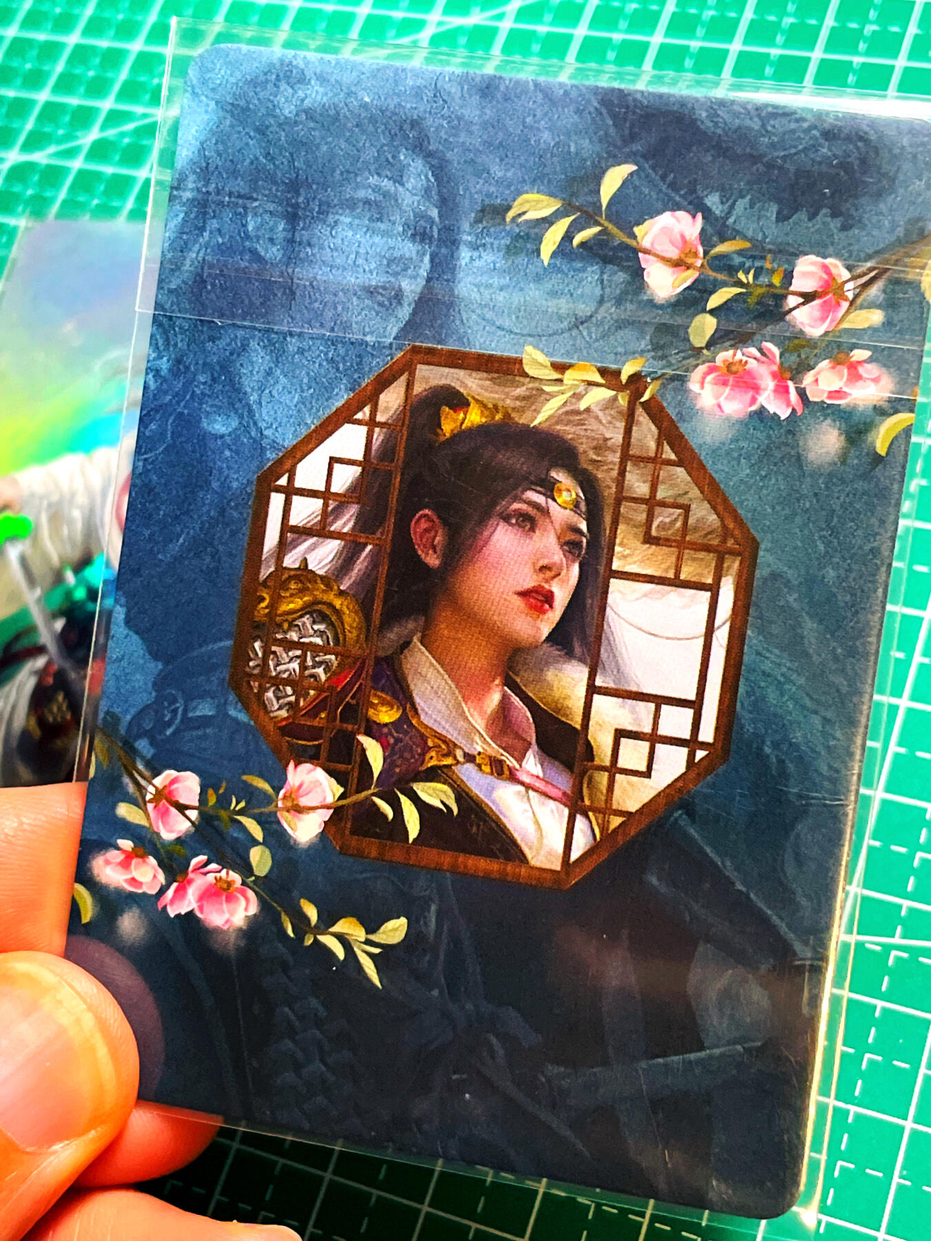 显眼宝 第12期  都是自己收藏的卡牌～ 卡将卡牌 龙城飞将一对 折光彩闪  63*88