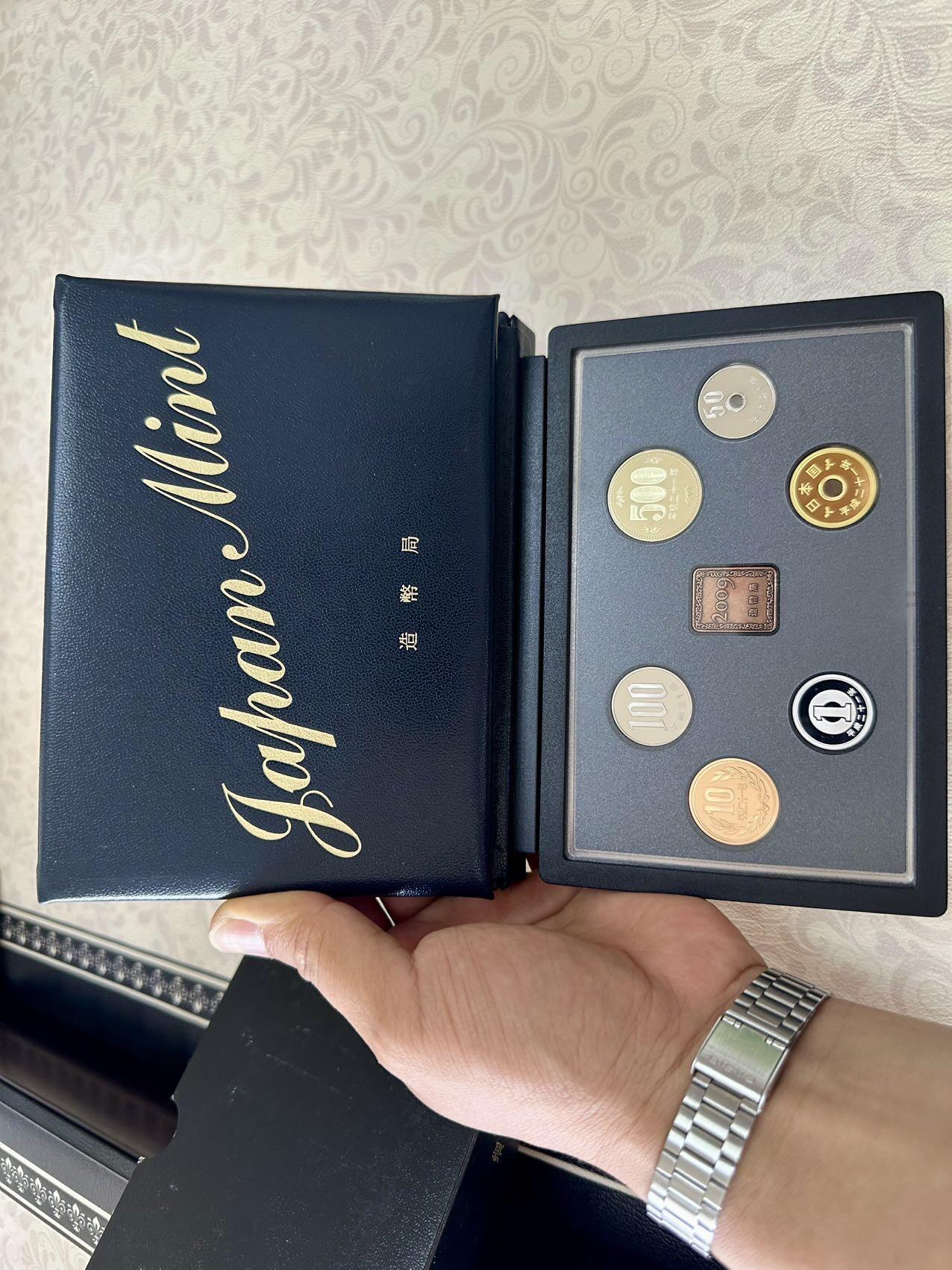 邻国稀有年份精制币