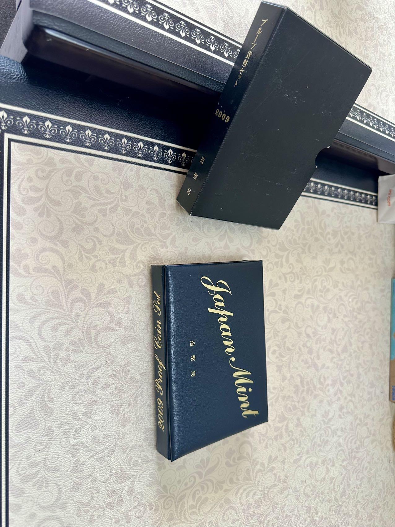 邻国稀有年份精制币