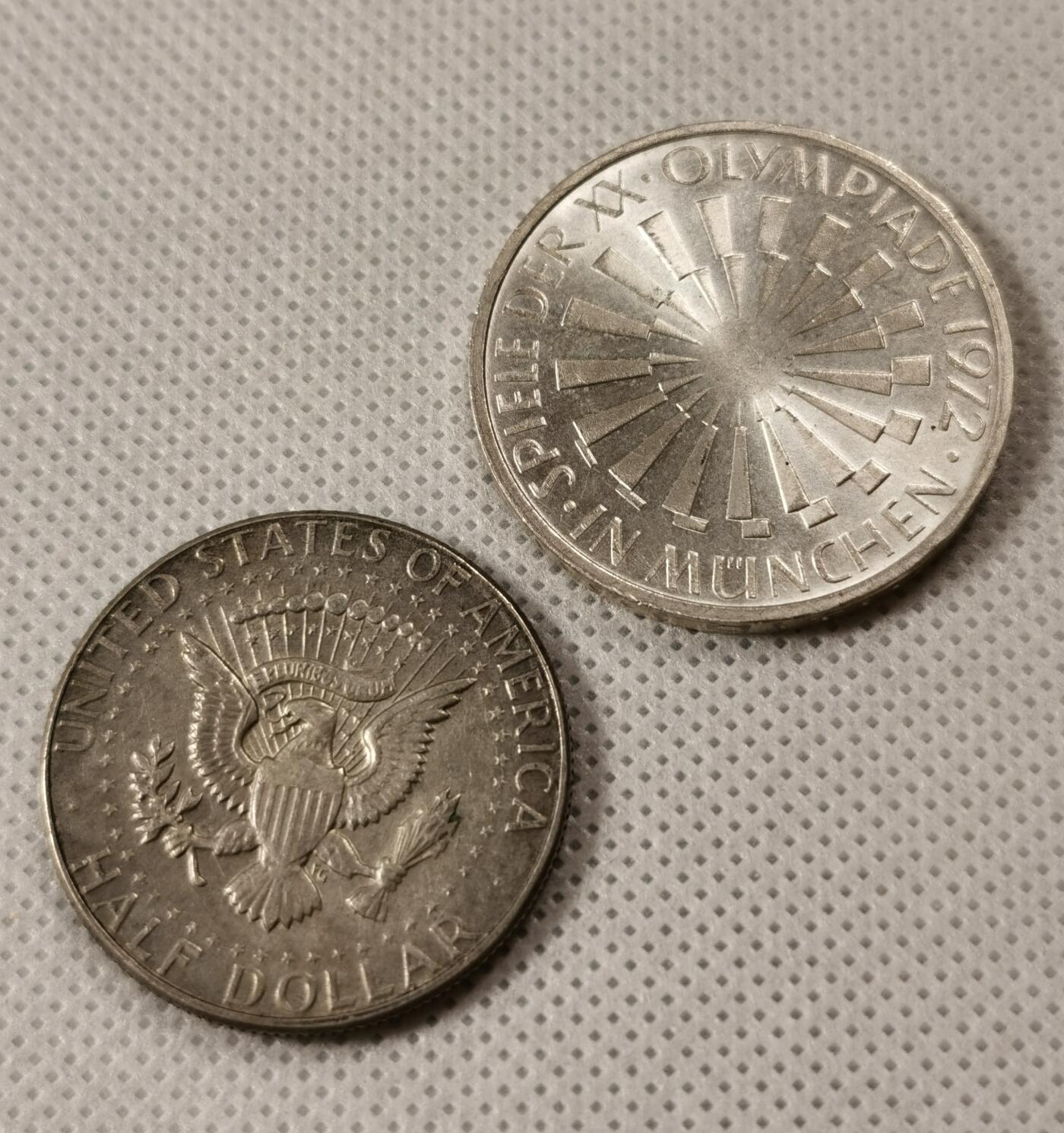  甄臻铺-世界币章拍卖（第15期）套币，现代银币专场。送拍享返佣金等优惠多多 1972年慕尼黑奥运会10马克银币
1969年肯尼迪半美元银币