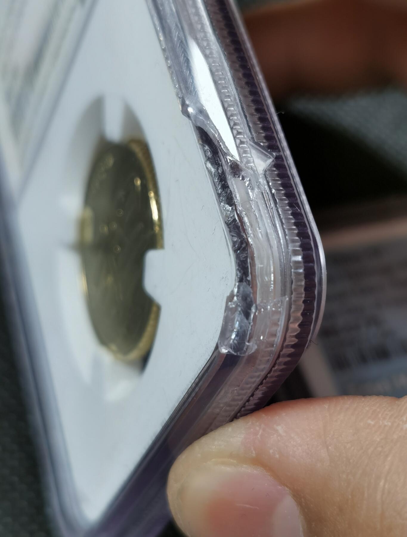  甄臻铺-世界币章拍卖（第15期）套币，现代银币专场。送拍享返佣金等优惠多多 NGC-MS66 2010中国和字纪念币1元，盒子有裂。NGC-MS67PL 2022中国黄山纪念币5元。NGC-MS67PL 2022中国峨眉山纪念币5元。三枚一组