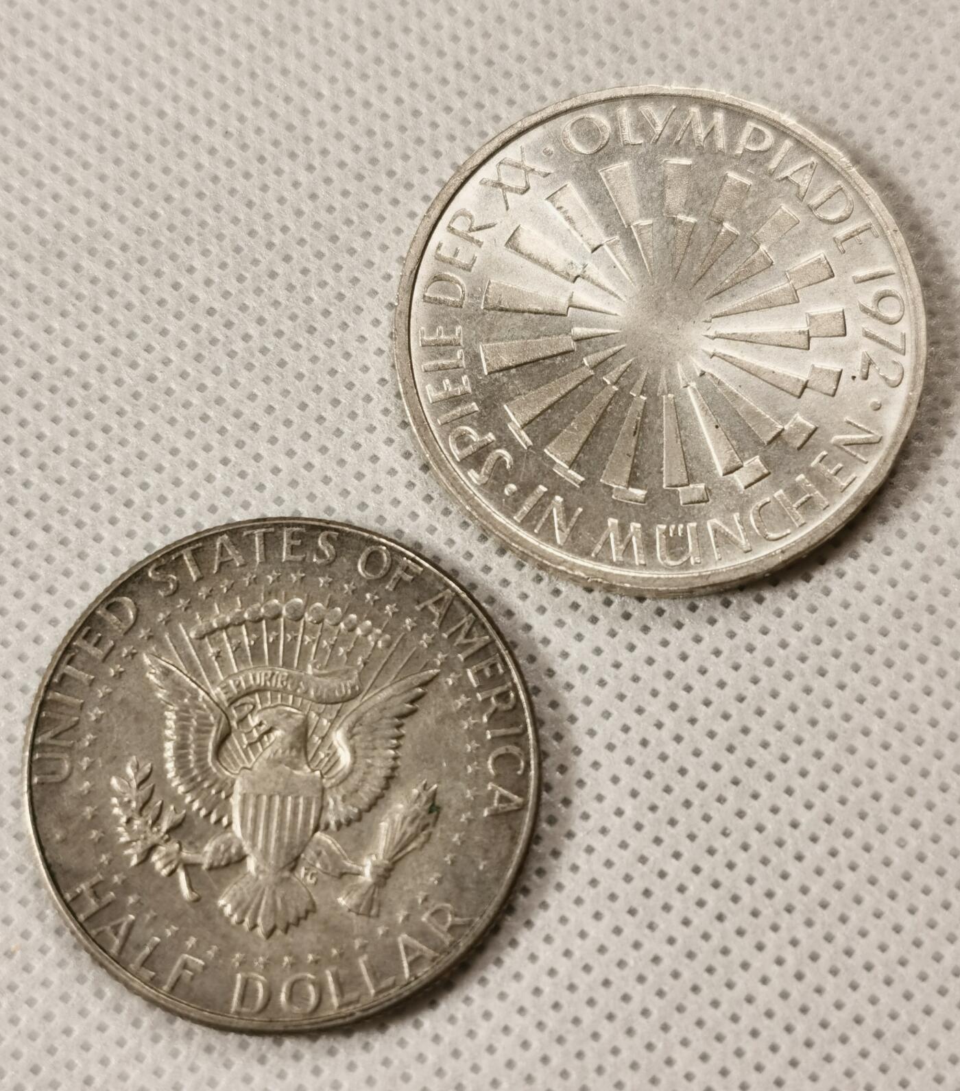  甄臻铺-世界币章拍卖（第15期）套币，现代银币专场。送拍享返佣金等优惠多多 1972年慕尼黑奥运会10马克银币
1969年肯尼迪半美元银币