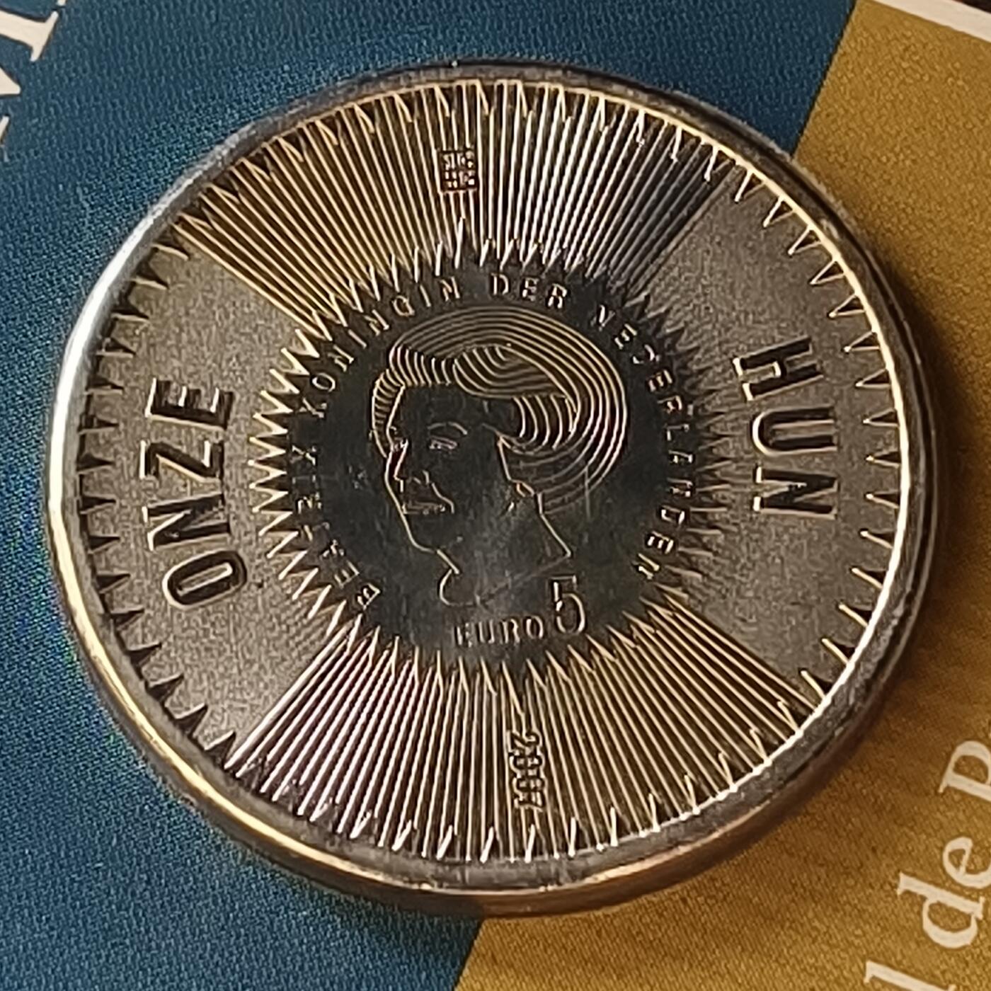 0起1加再包邮-纯粹捡漏拍-424套币银币场