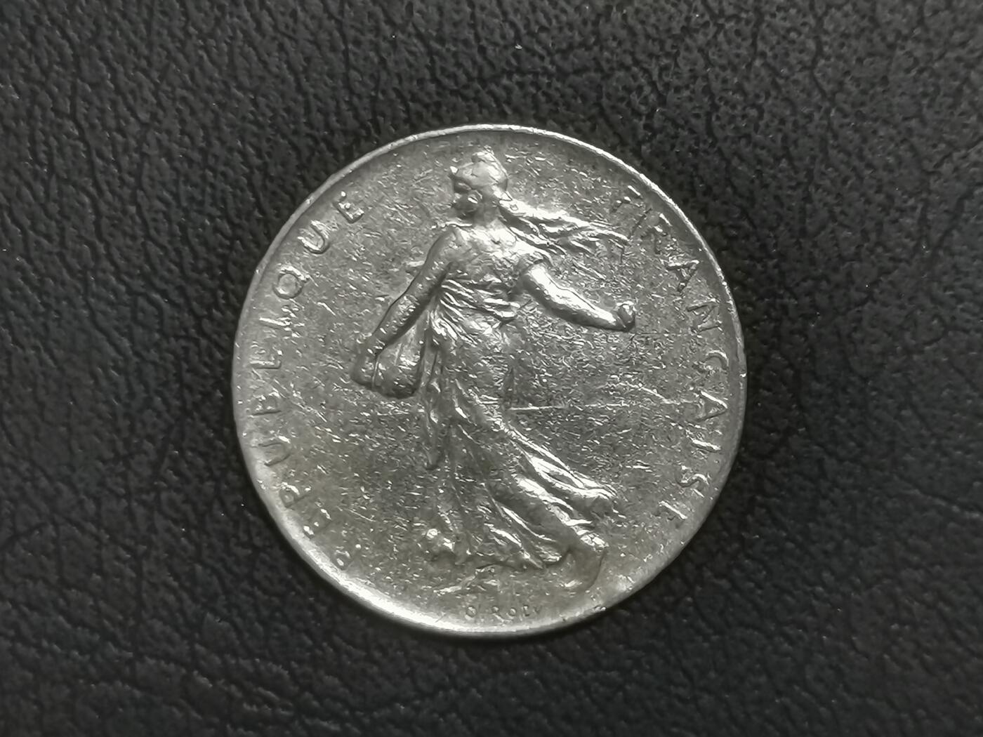 精美卫国战争胜利系列纪念钞币以及世界各国钱币专场 M69精美世界钱币