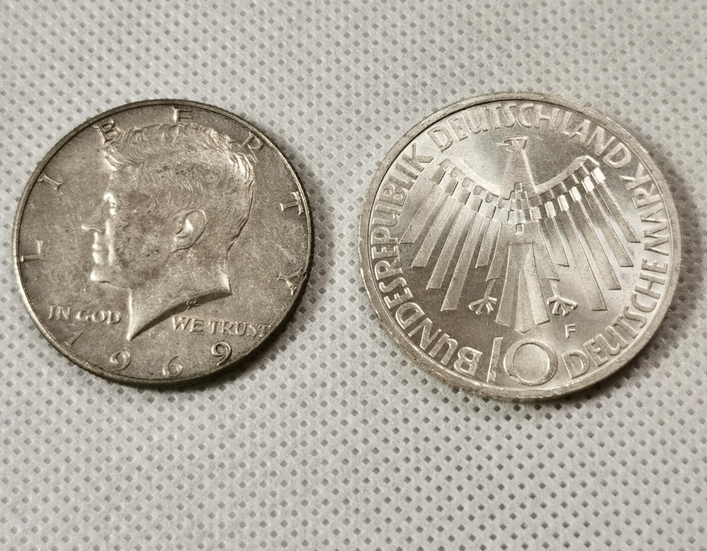  甄臻铺-世界币章拍卖（第15期）套币，现代银币专场。送拍享返佣金等优惠多多 1972年慕尼黑奥运会10马克银币
1969年肯尼迪半美元银币