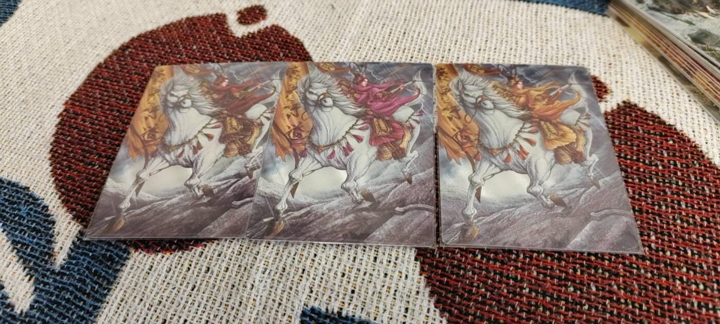 秋原瞳的小店第13期（阳春5月的夏天，是否还记得那个即将毕业分离曾为你撑伞的她） 卡德曼三色三娘300编