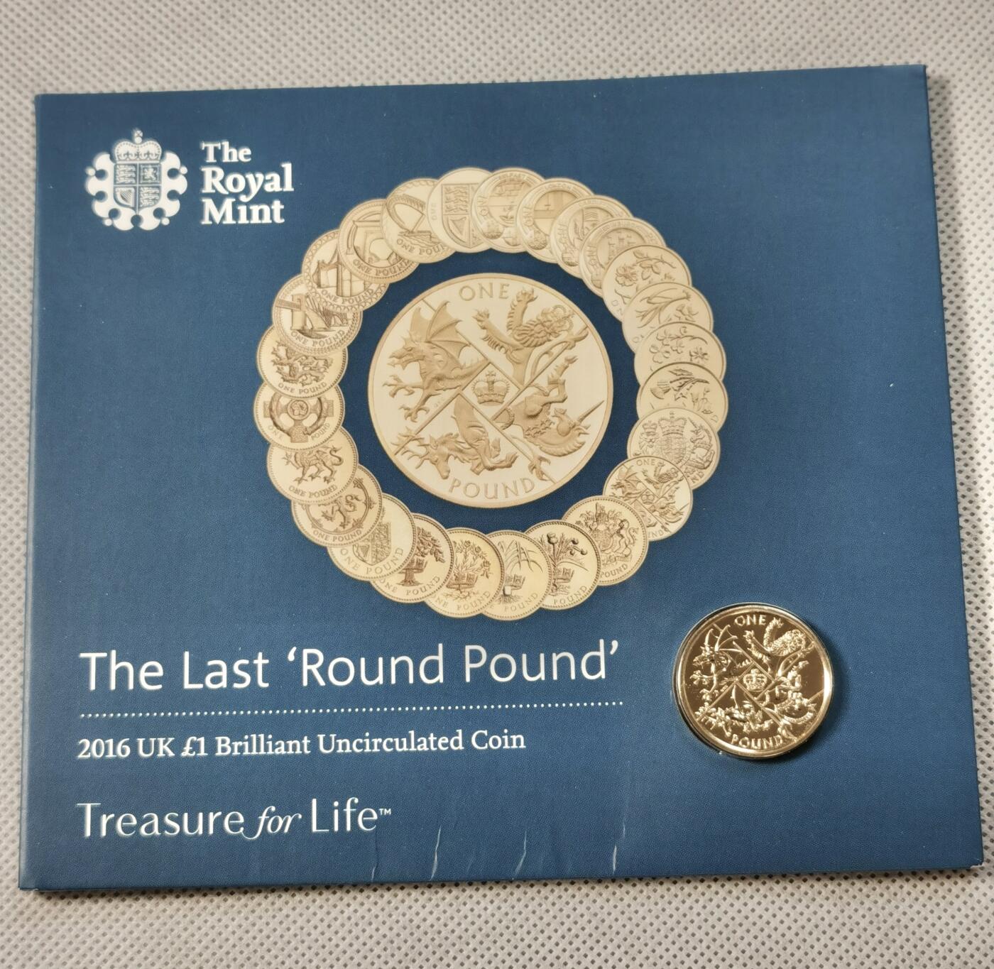  甄臻铺-世界币章拍卖（第15期）套币，现代银币专场。送拍享返佣金等优惠多多 英国2016年1英镑皇家造币厂官方册装，最后的圆形1镑