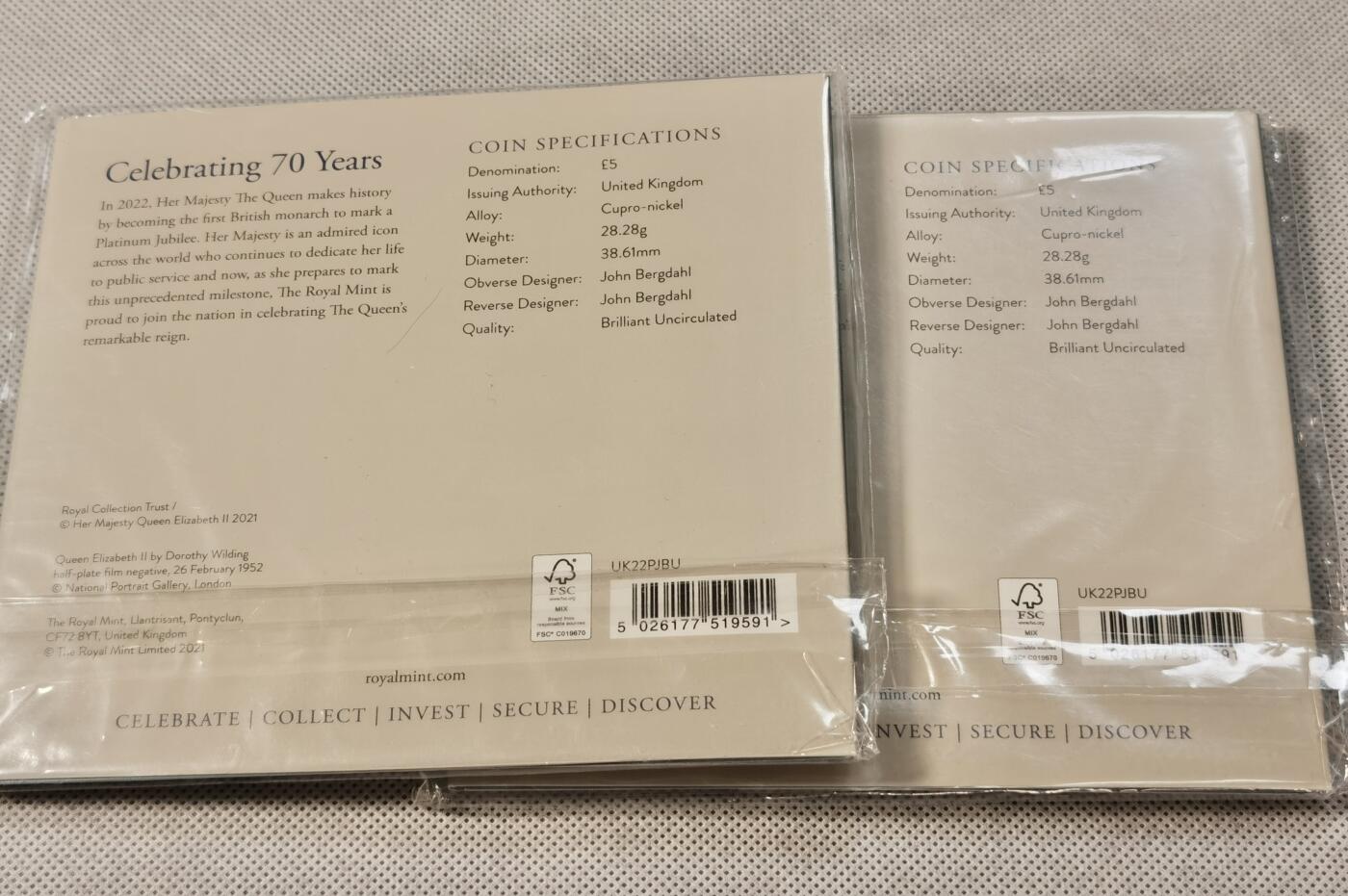  甄臻铺-世界币章拍卖（第15期）套币，现代银币专场。送拍享返佣金等优惠多多 英国伊丽莎白二世女王登基70周年5镑纪念币两套