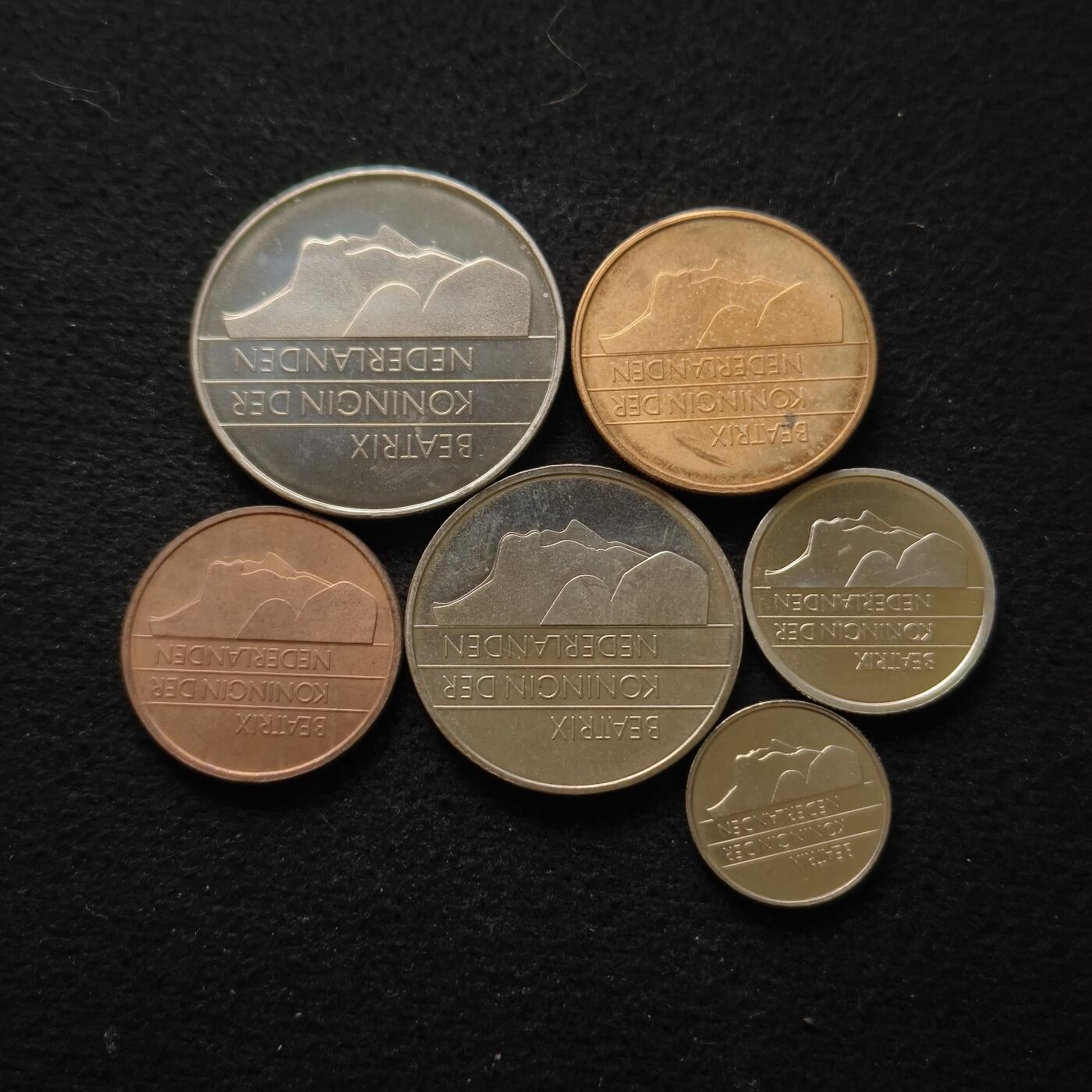 0起1加再包邮-纯粹捡漏拍-425散币银币场