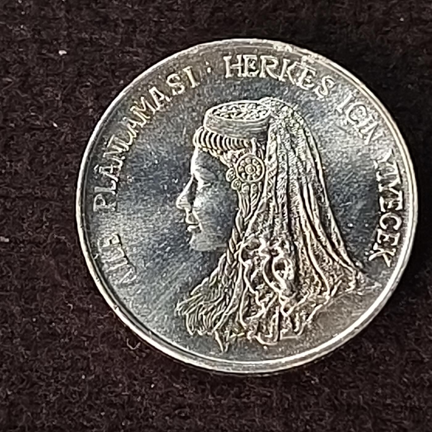 0起1加再包邮-纯粹捡漏拍-425散币银币场