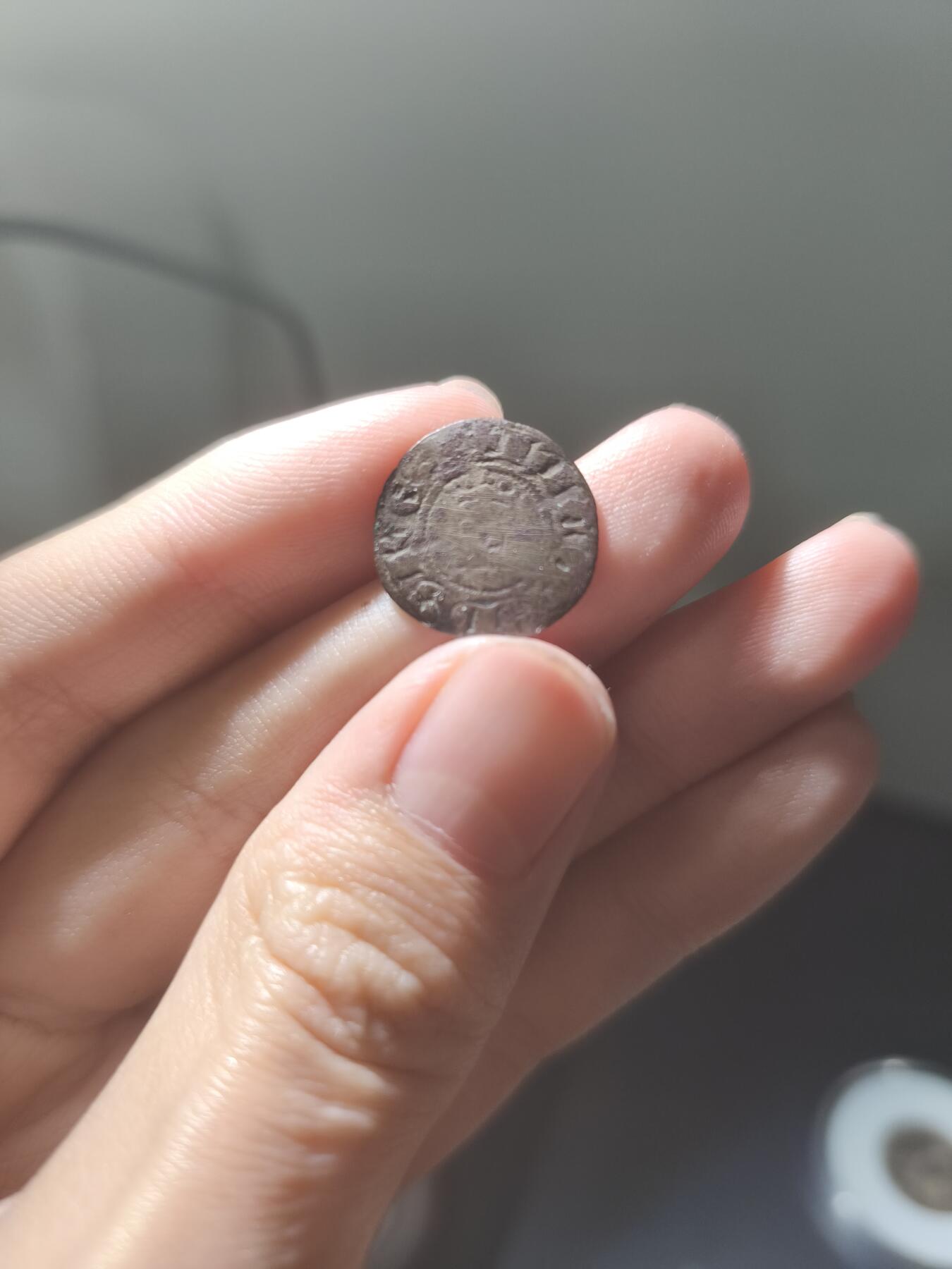 星盘世界钱币《穿越千年时光来到你的藏匣 》--5.9全球珍币拍卖夜 加泰罗尼亚肖恩二世银币，迪纳尔十分罕见的