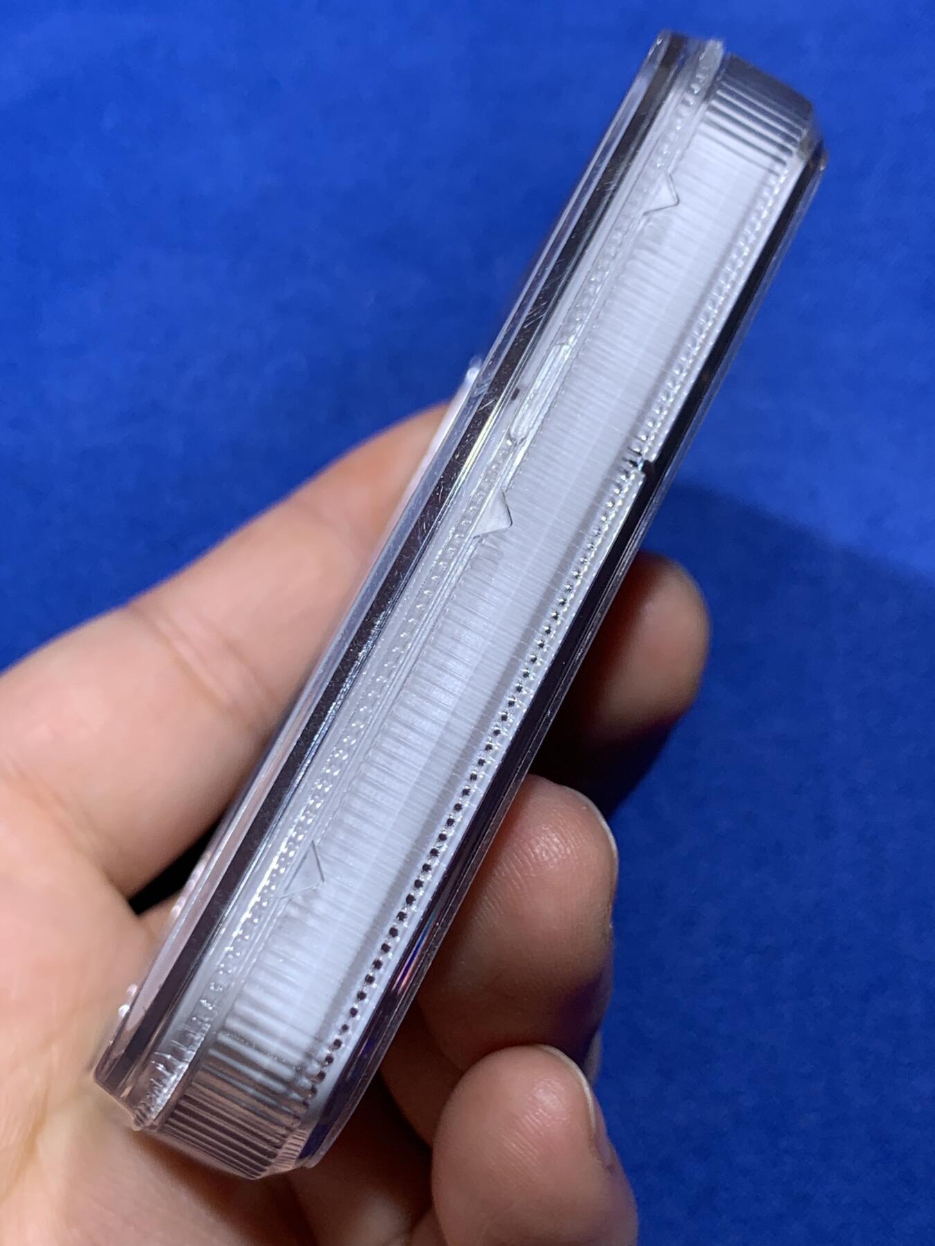 《竞宝斋》第379场 周日，周一 2场连拍 （全场包邮） NGC PF70UC 中国2022骑龙观音镀银铜章，佛祖标签。骑龙观音又称龙头观音（辟支佛身）是观音菩萨三十三应化身之一。背面刻有般若波罗蜜多心经 ，45mm，加厚盒。
