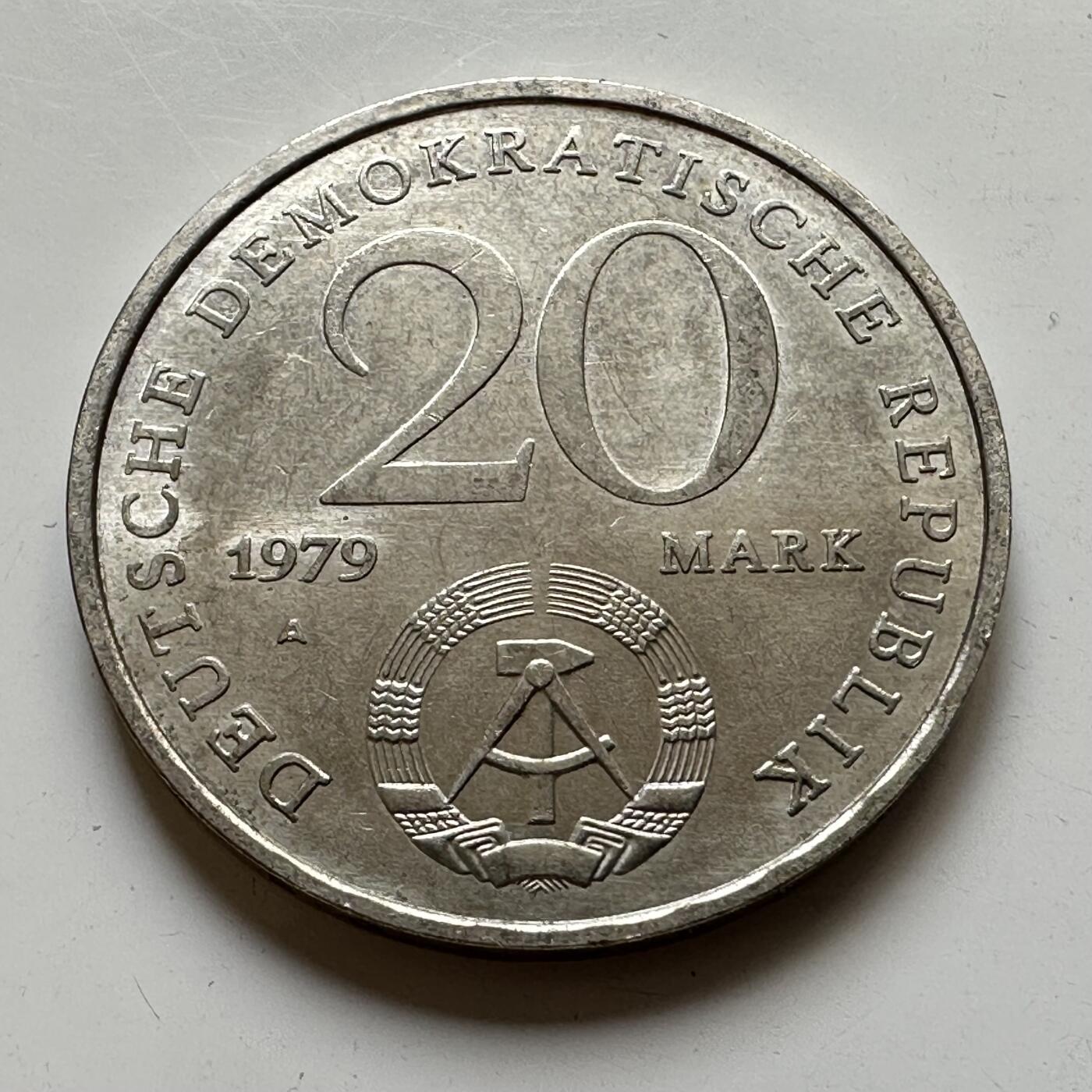 🌹外币初藏🌹🐯2025年第46场  每周二四六晚8️⃣点 接代拍 东德1979年20马克纪念币