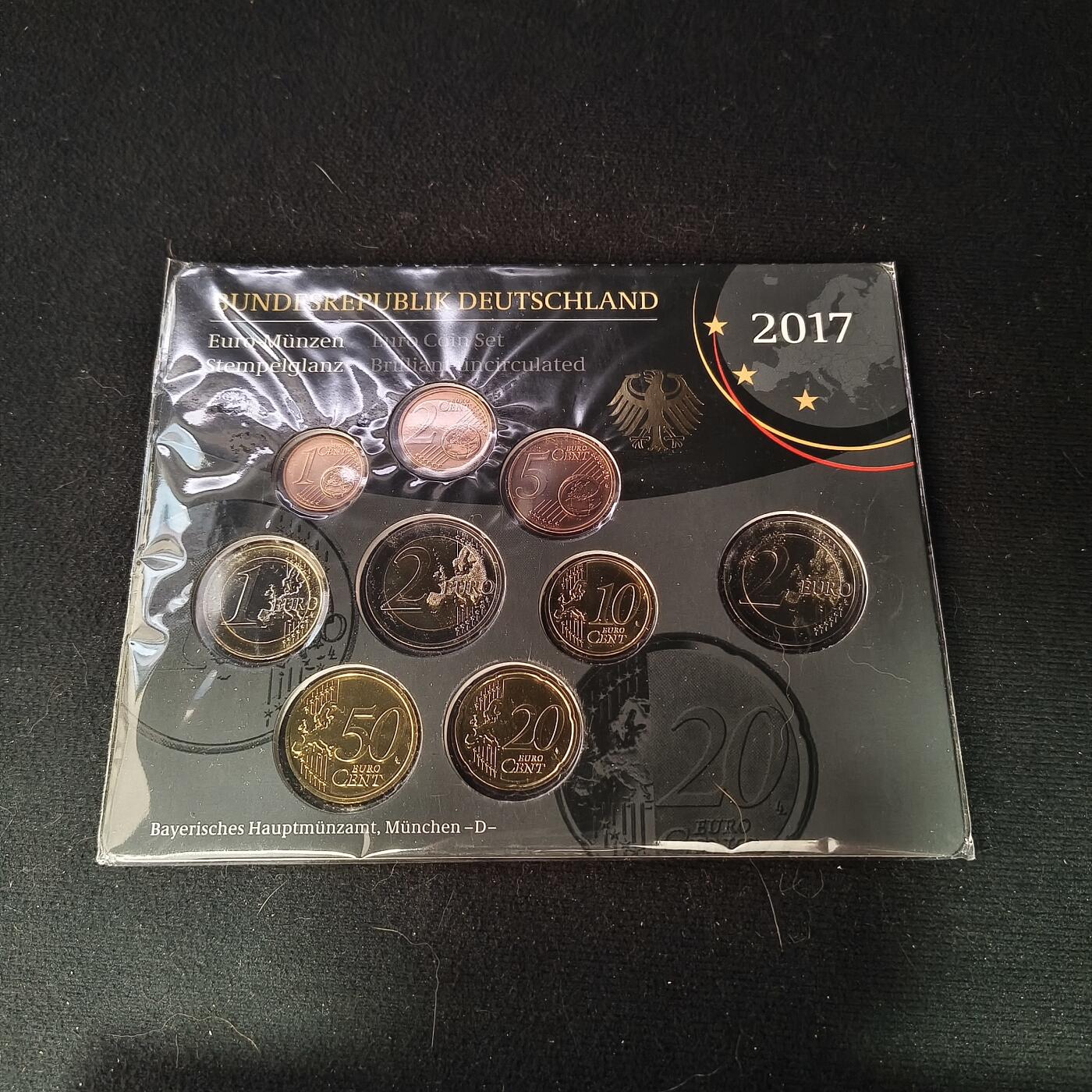 0起1加再包邮-纯粹捡漏拍-426套币银币场