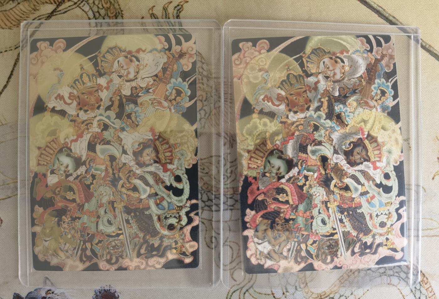 奇趣收藏卡牌拍卖第15场 【亲签卡】山河潮玩 心染 四大天王合照亲签（编号03/20）+非签各1张，粗闪，全新卡夹卡膜保护