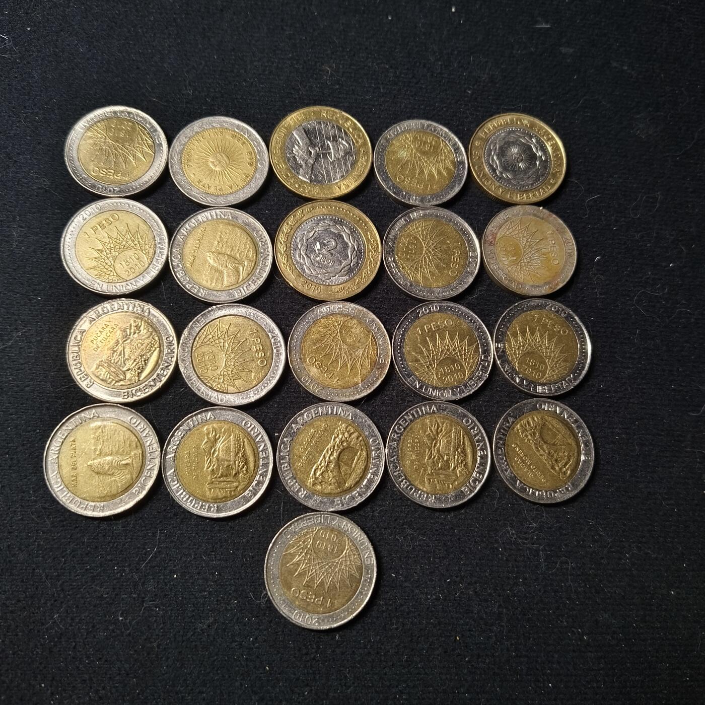 0起1加再包邮-纯粹捡漏拍-426套币银币场