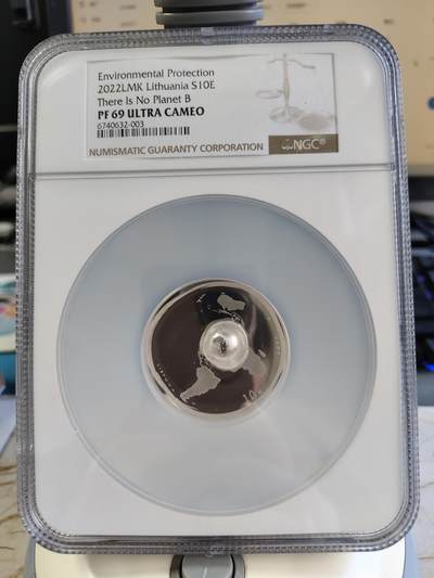 【海寕潮】拍卖第156期【长期征集拍品】 -  【海寧潮】立陶宛2022年保护地球家园不规则凸面纪念银币NGC-PF69无盒无证书，23.3克，925银，发行2750枚，