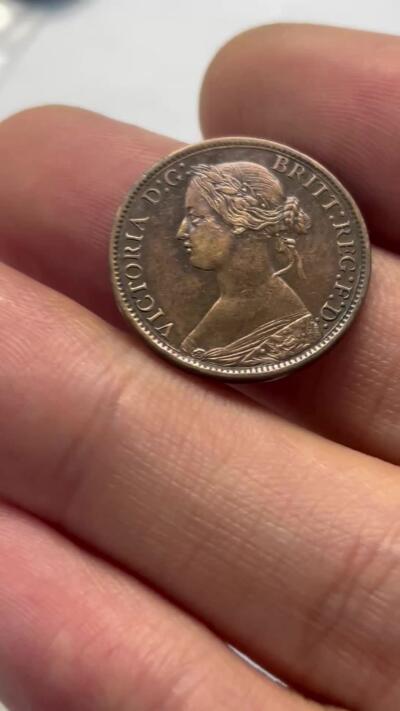 文馨钱币收藏第 243 场，各国古铜币，英系场 极美品 1868 年英国维多利亚双辫子版法新古铜币