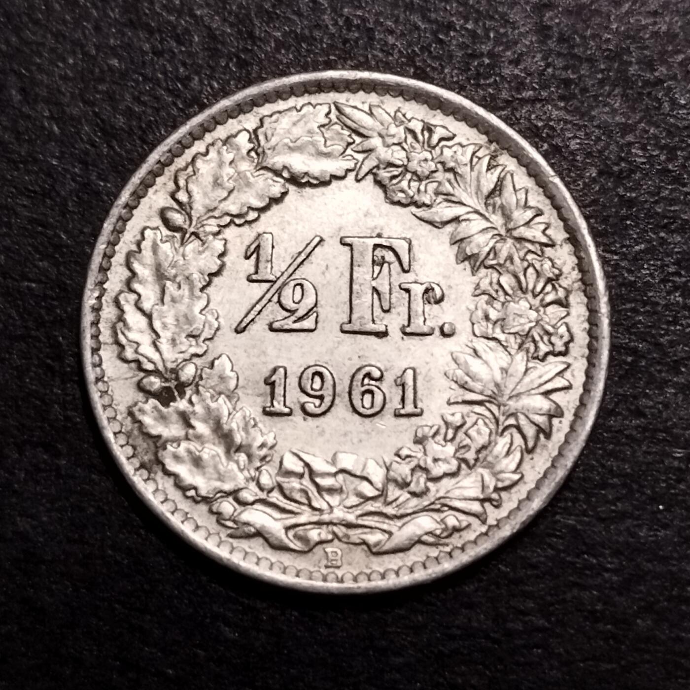 半桥——第十三期，钞票，银币，精制币，高汇币，L组 瑞士1961年1/2法郎银币，2.5克，835银，料价16