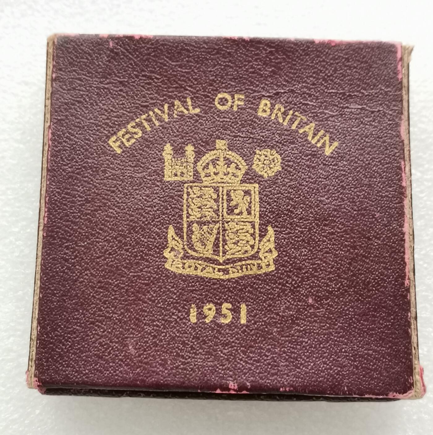瓶子🏺第189期拍卖会  英国1951年乔治六世马剑克朗币  原盒原证