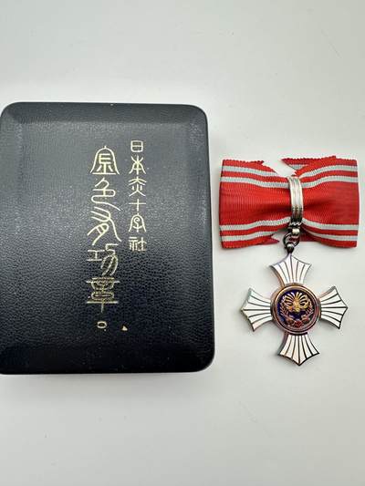 勋章奖章交易所，2025.5.11拍卖 - 日本赤十字金级会员章