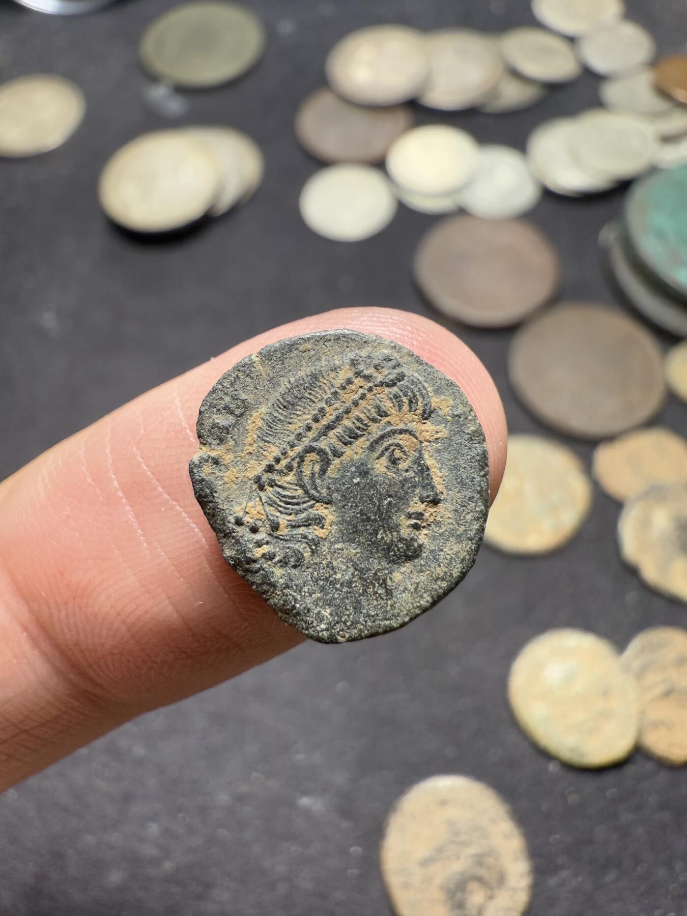 南宋泉阁俄币 外币 国币 专场第十期【送拍无额外佣金】 古罗马 公元337-340年 君士坦丁二世誓愿小铜币 背逆 正面头像细节还可以 好品