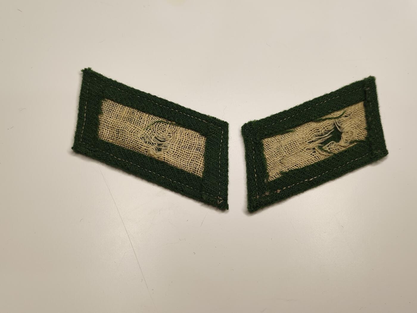 新时代收藏徽章红藏拍卖(第十六场) 欧战胜利日快乐 少见55工岸绿领章 只用了很短一段时间