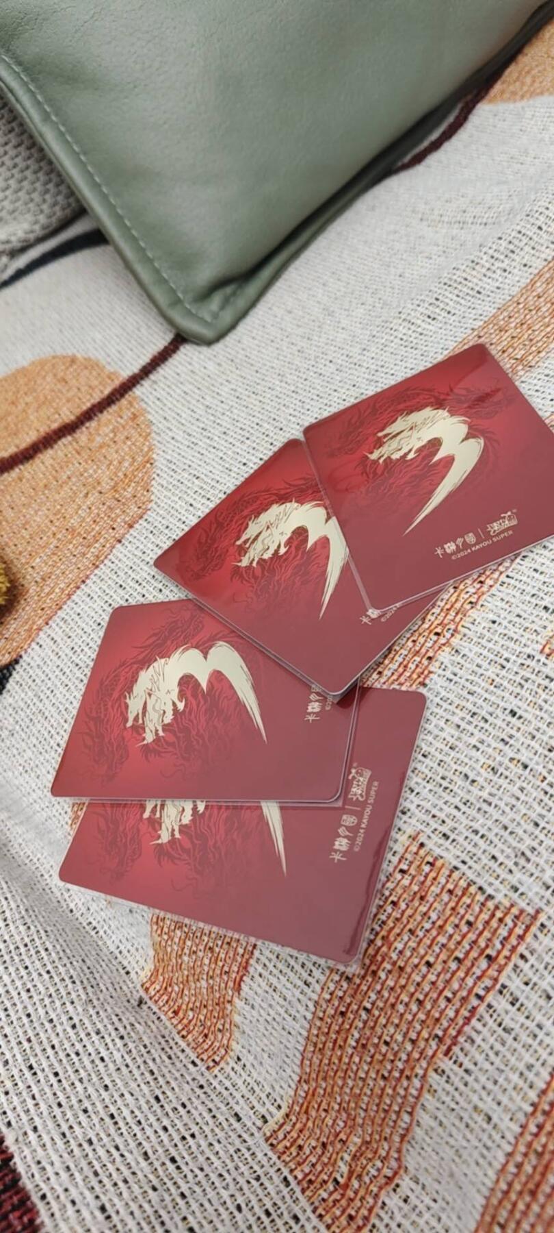 秋原瞳的小店第13期（阳春5月的夏天，是否还记得那个即将毕业分离曾为你撑伞的她） 卡游三国龙年礼盒特卡新春蜀一套