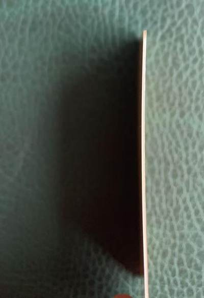 《卡拍》第329期拍卖5月10日晚22：10时延时截拍 南海201卡《十大元帅》十全旧卡，卡背面有泛黄。彭德怀、朱德、罗荣桓三枚正背面磨划稍明显，罗荣桓这枚右边缘有轻微起皮破损，陈毅这枚卡弯曲变形（重压所致，无折）。十大元帅专题，比较稀少的一套密码卡。