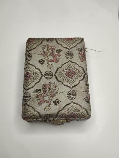 新时代收藏徽章红藏拍卖(第十六场) 欧战胜利日快乐 - 少见80年代 好品带盒北京献血奖章 清注意少个小挂环
