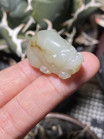 新疆和田玉籽料貔貅吊坠挂件暖白独籽文玩配饰 - 新疆和田玉籽料貔貅吊坠挂件暖白独籽文玩配饰