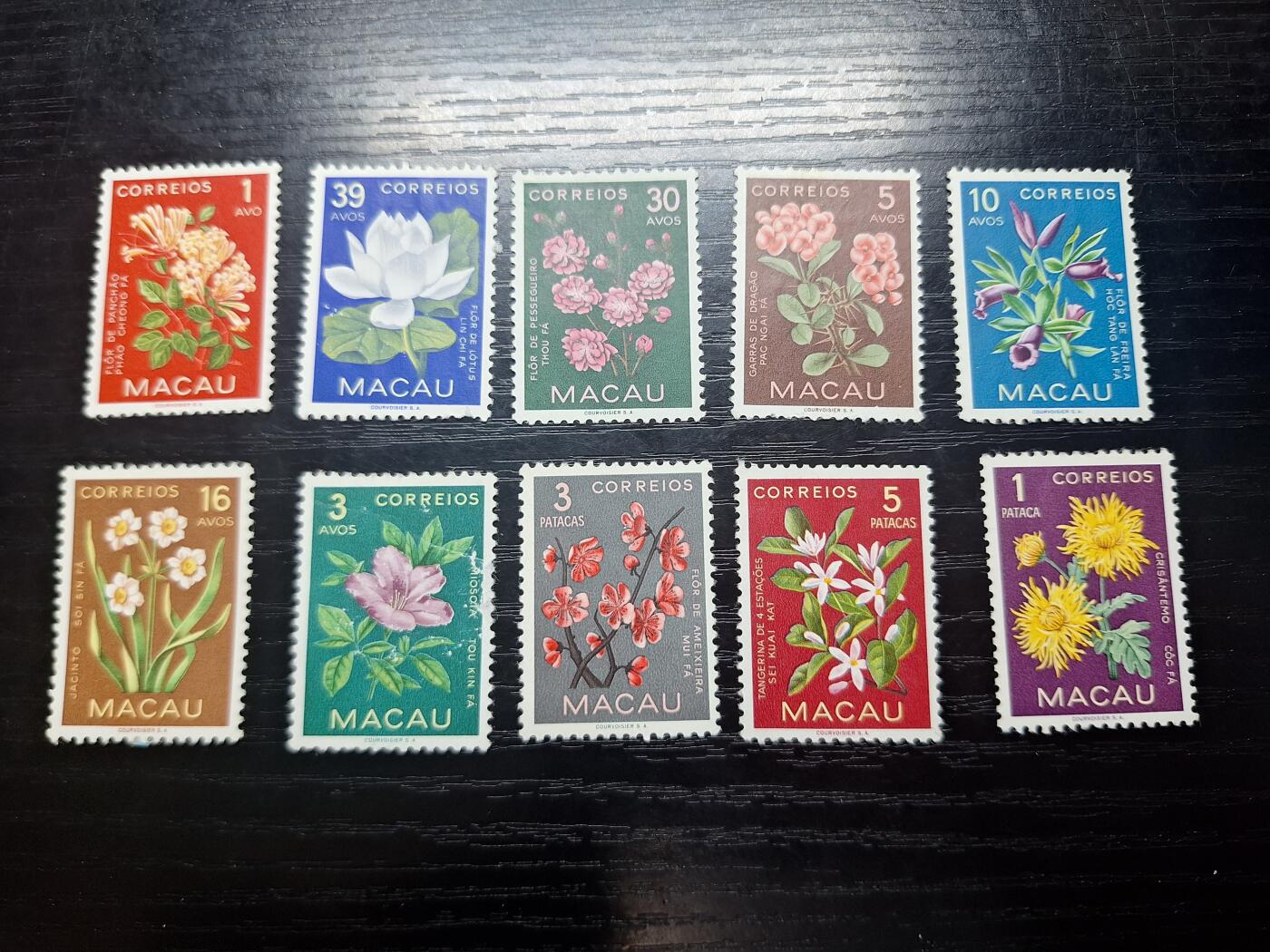 博彦收藏 T 5月15日 8点邮票专场 澳门花卉新全 3a面有露白 其他背胶有颜色黏附或背贴 上品