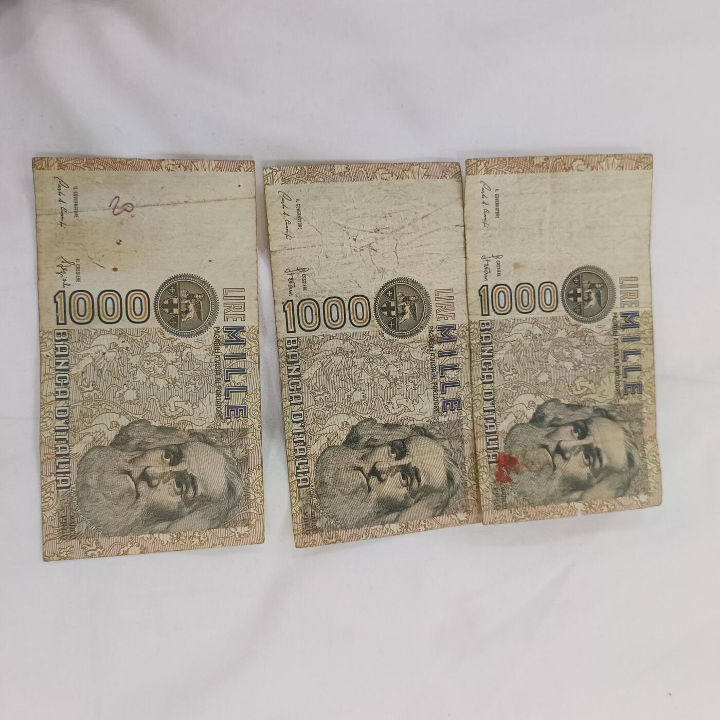 泡泡币外币第三十二场可代拍15038385335微信 意大利三张
