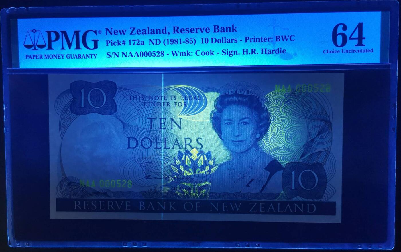 《艾美收藏》第198期-周日外币百拍 (5张全同)新西兰1981年AA冠百位528号，10元无折无斑见图，经典花冠女王