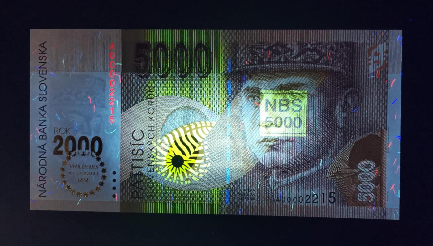 《艾美收藏》第198期-周日外币百拍 斯洛伐克2000年千禧年纪念钞A冠5000克朗UNC千位2215号