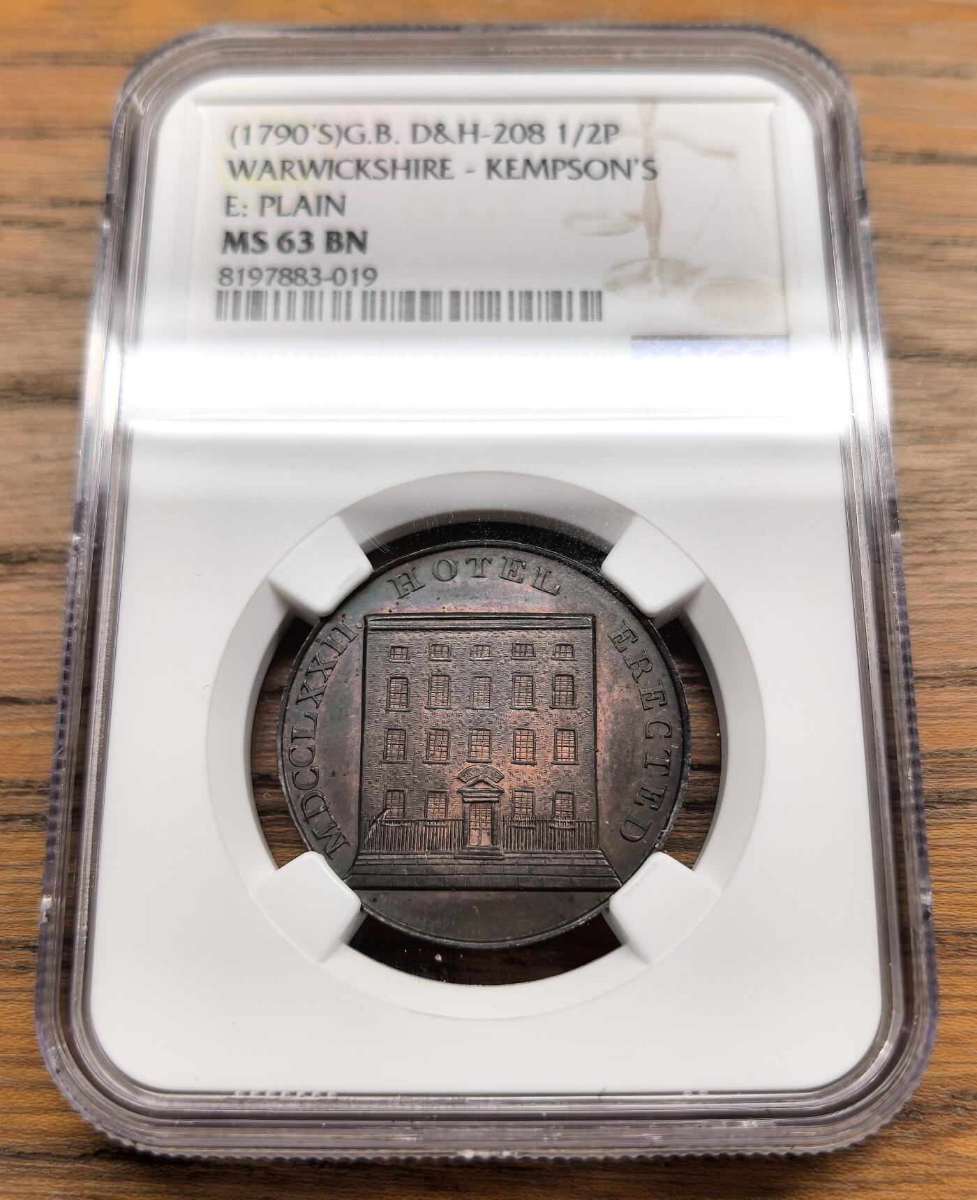 凡希社世界钱币微拍第三百零三期 1790S英国沃里克郡KEMPSON扣子与章牌制作商1/2便士铜代用币NGC-MS63