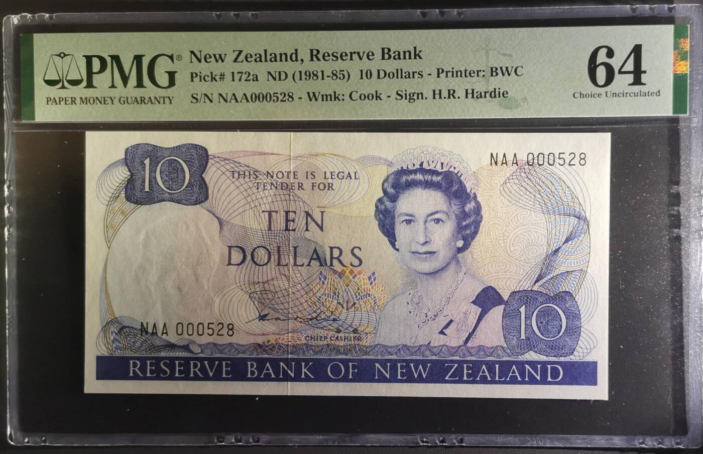 《艾美收藏》第198期-周日外币百拍 (5张全同)新西兰1981年AA冠百位528号，10元无折无斑见图，经典花冠女王