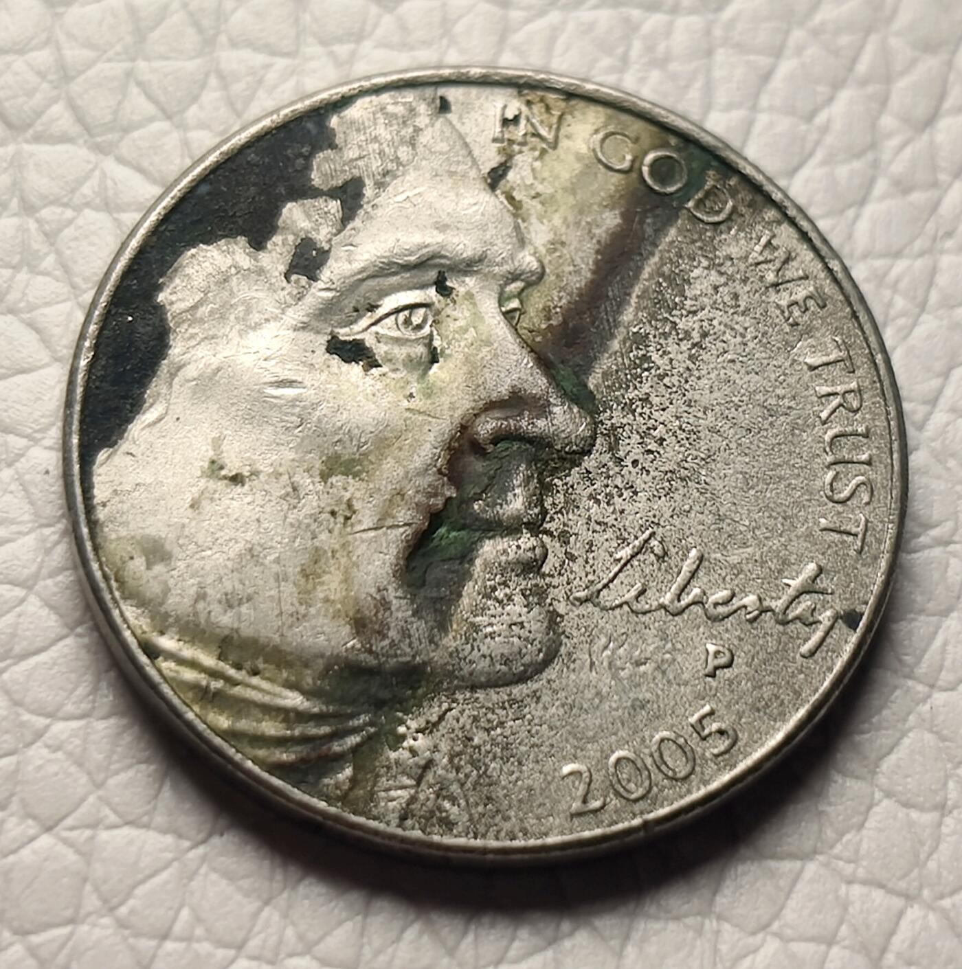 泉币菌-第26场-中外散币乐园 2005年美国牦牛杰费逊克拉克远征200年5分D版纪念币~