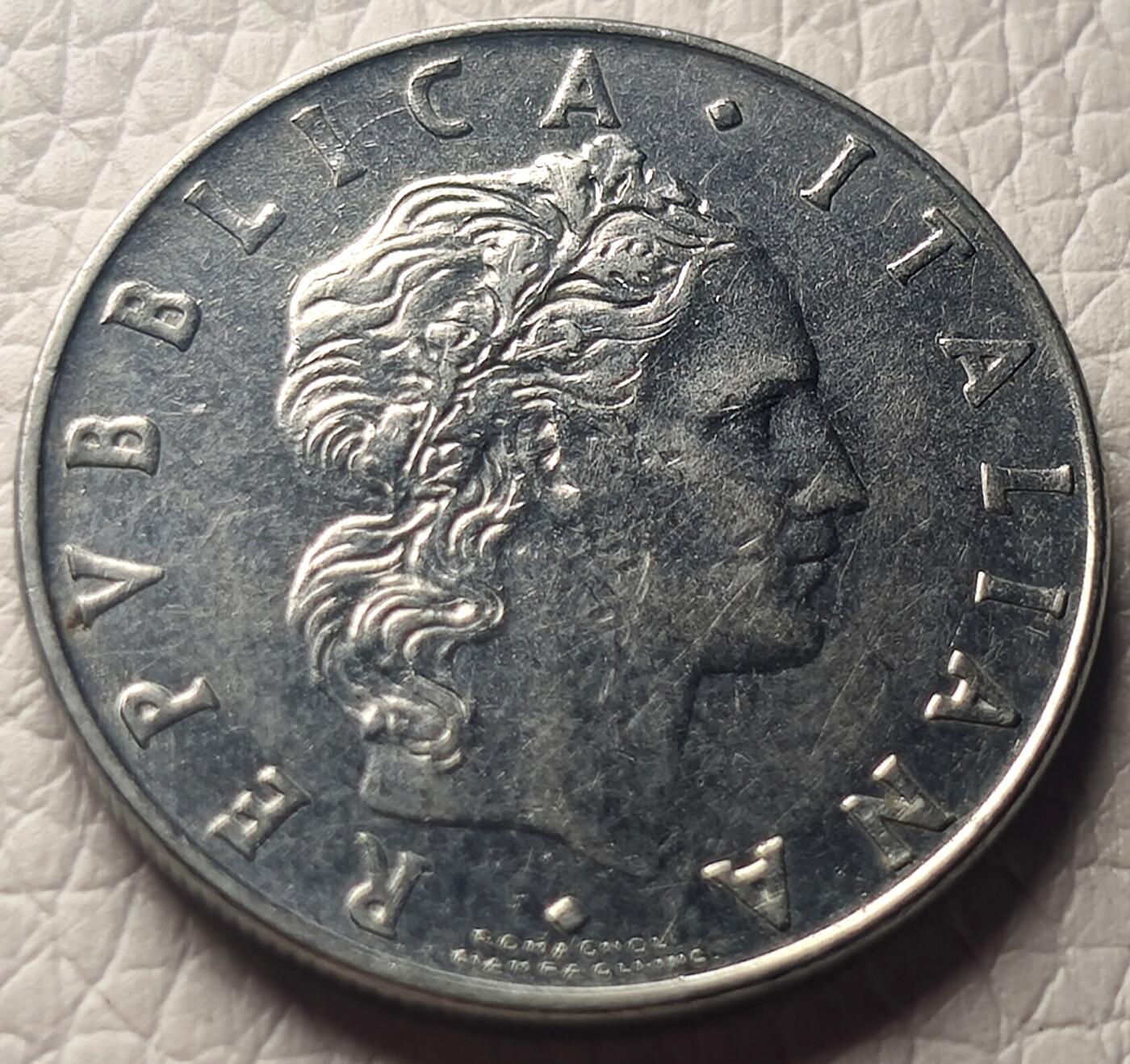 泉币菌-第26场-中外散币乐园  意大利50里拉 冶铁男神