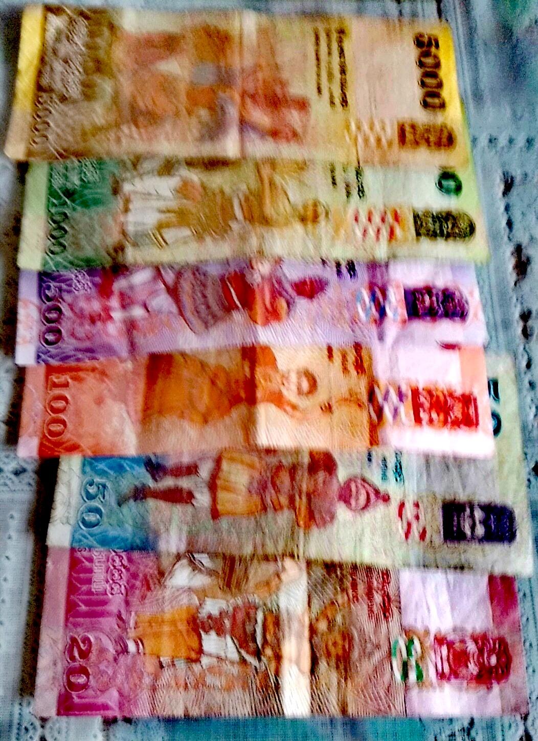 斯里兰卡20、50、100、500、1000、5000卢比纸币一套