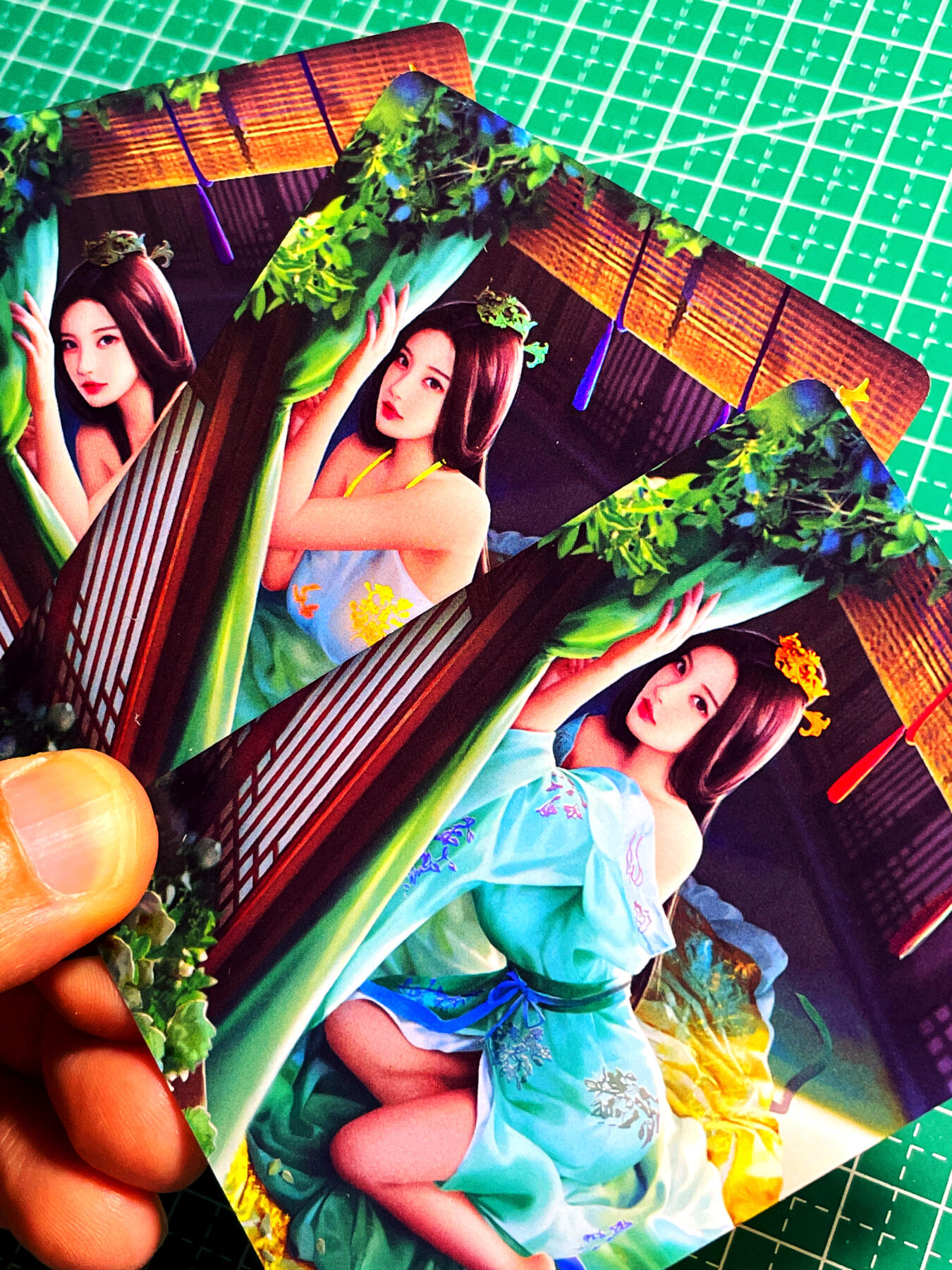 显眼宝卡牌14期 美人合集 颜值为主 焱卡文化 燎原卡牌 乱世红颜 大乔 金彩卡三张